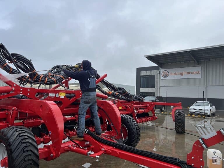 HuizingHarvest turn-key werkplaats oplossingen - Cleaning